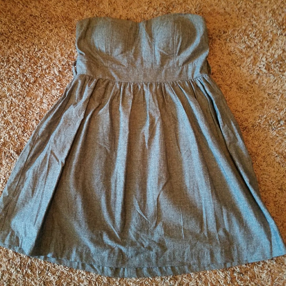 Strapless dress